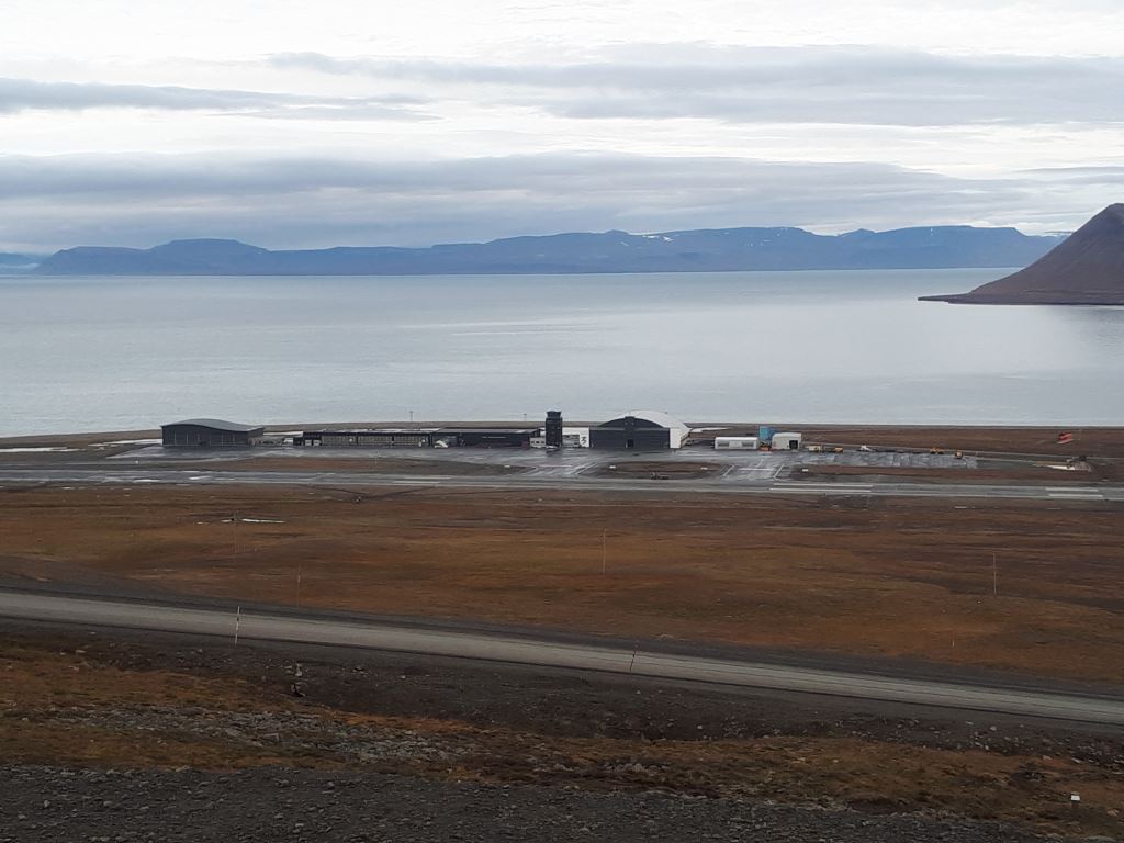 L'aéroport de Longyearbyen